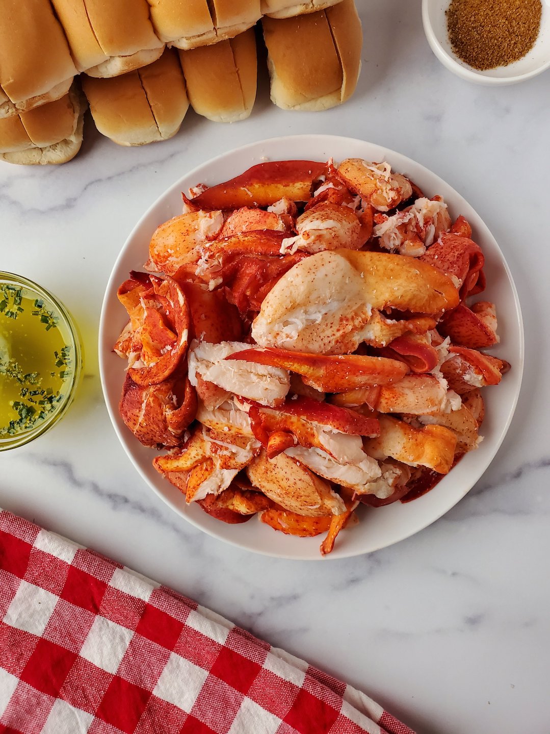 Get The Best Maine Lobster Meat And Brioche Roll Kit For A Great Party Snack