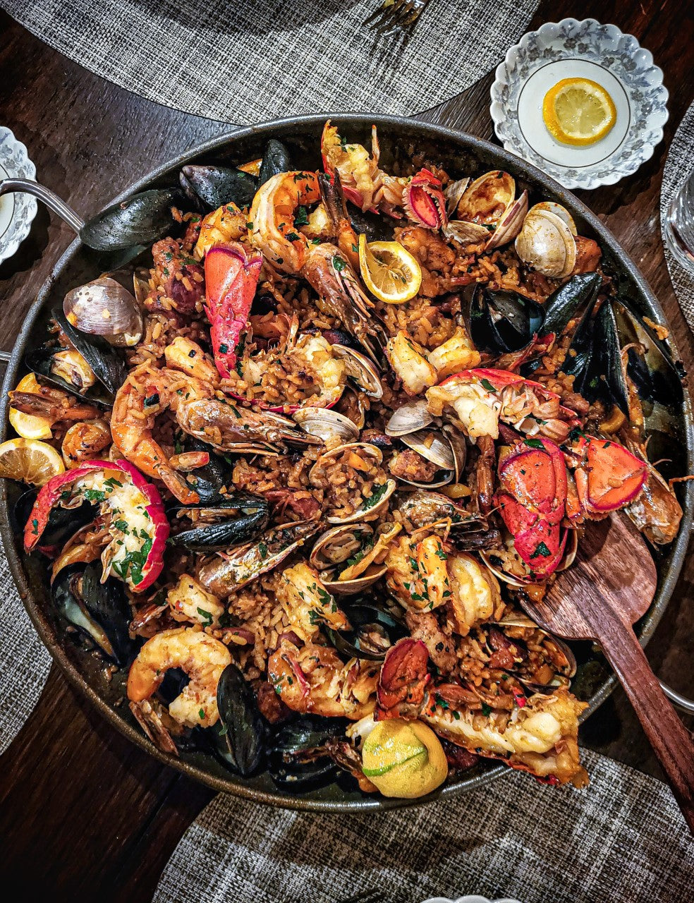 Paella Con Mariscos (Seafood Paella)