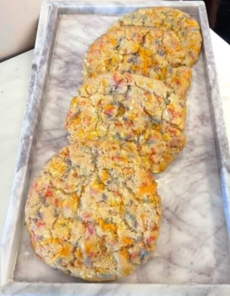 Funfetti Cookies, 4 pc, 1 LB - AFS Desserts